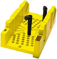 TAGLIACORNICI